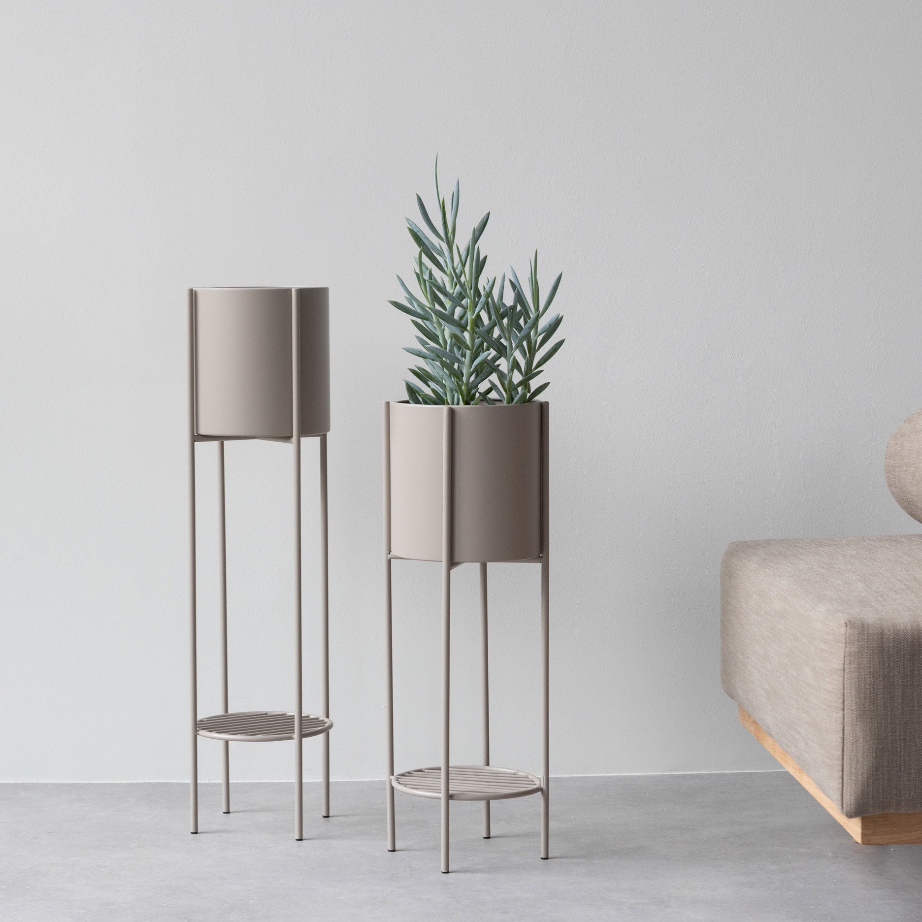 Viola urtepotteholder, H75